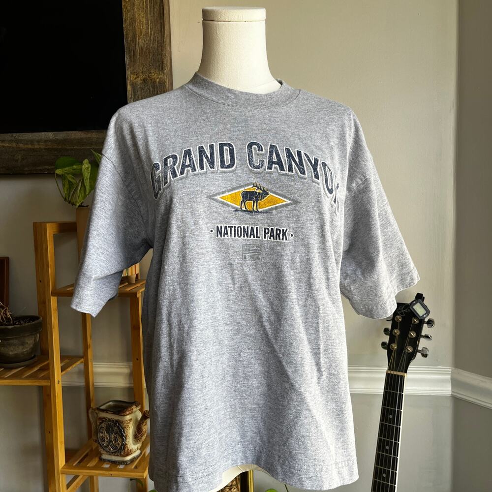 Vintage 90s Gray Grand Canyon T-Shirt Size Medium